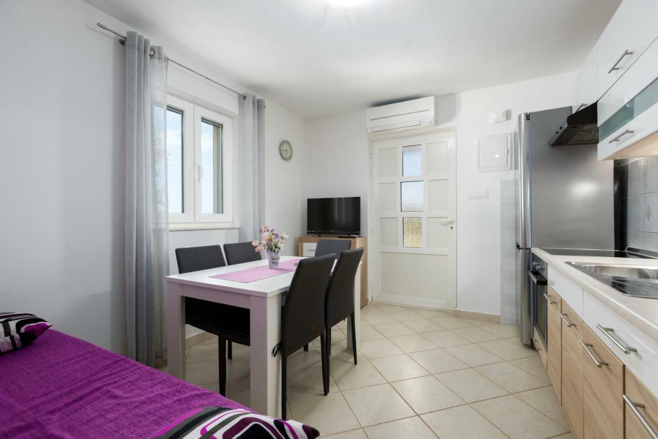 Apartment Goga Sevid ภายนอก รูปภาพ